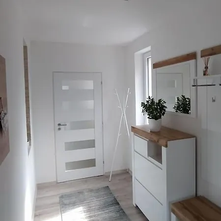 Apartment Prijemne V Plne Vybavenom Rodinnom Dome *