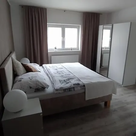 Apartment Prijemne V Plne Vybavenom Rodinnom Dome Trnava
