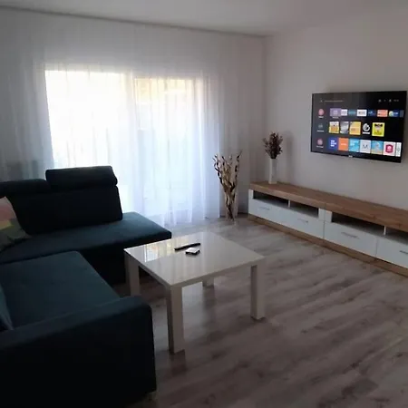 Prijemne V Plne Vybavenom Rodinnom Dome * Trnava