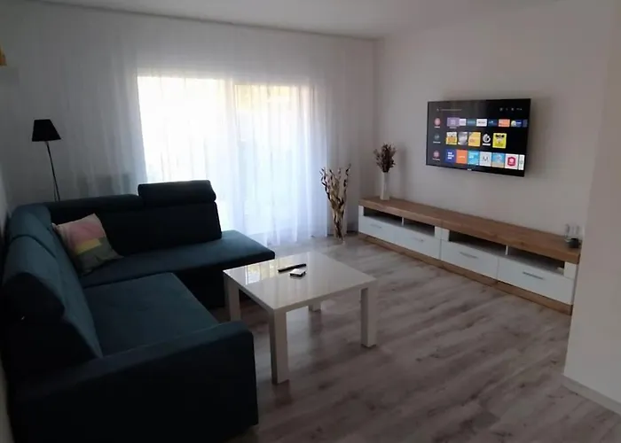 Prijemne V Plne Vybavenom Rodinnom Dome * Trnava